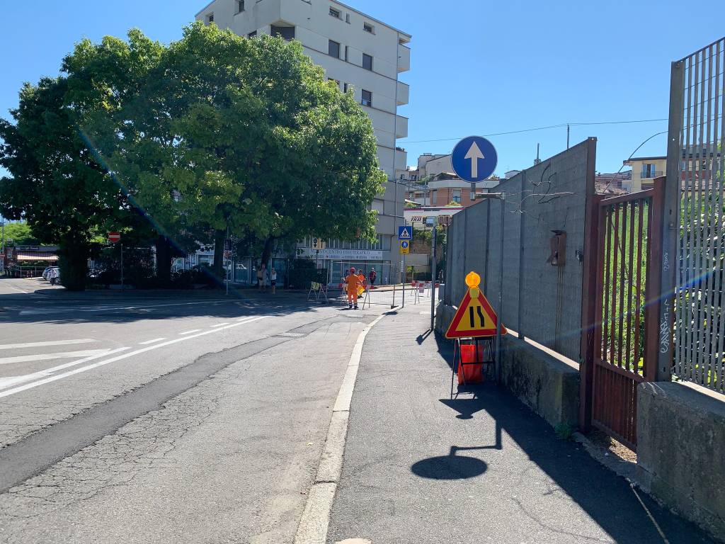 Lavori Enel in via Maspero, in via milano non si gira a destra verso Giubiano