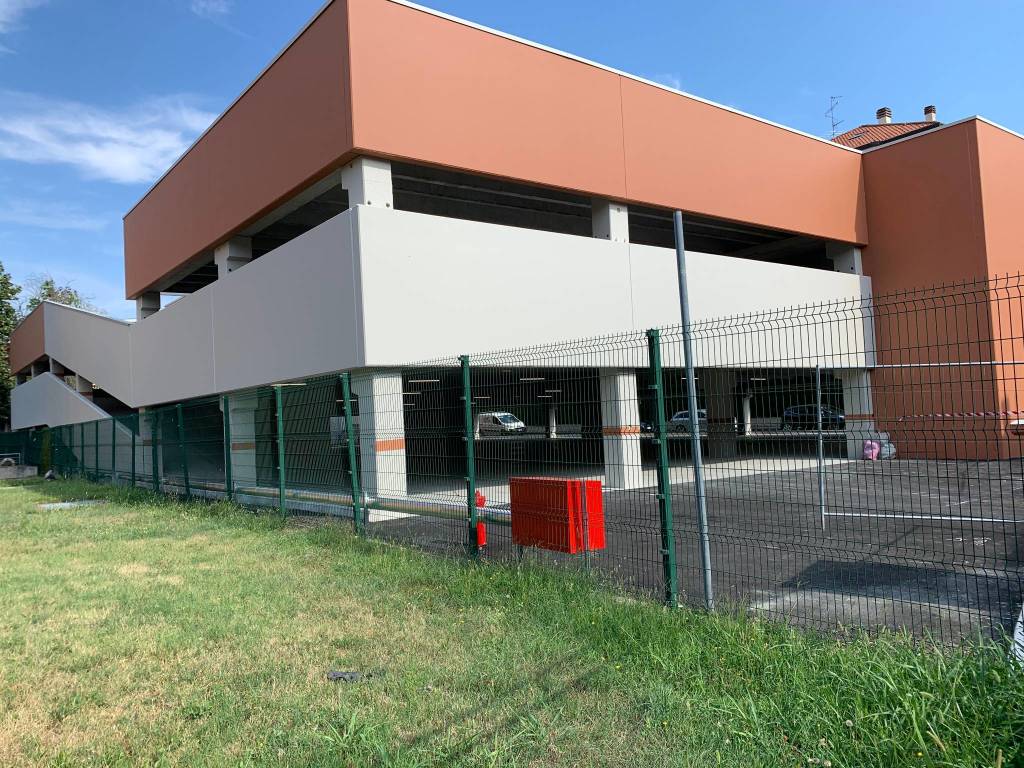 parcheggio multipiano tribunale busto arsizio