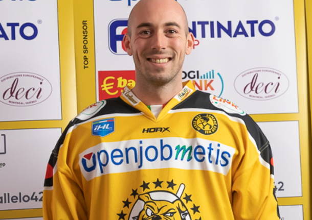 riccardo privitera mastini varese hockey