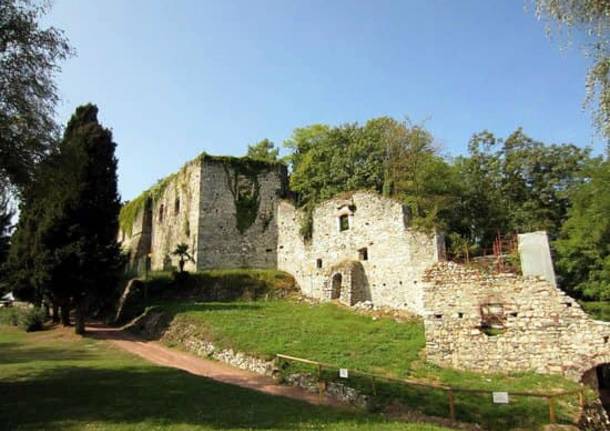 rocca di arona