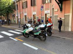 Salvini a Saronno, la contestazione degli anarchici davanti alla stazione