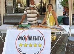 Saronno, gazebo Movimento 5 stelle