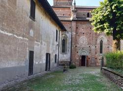 Tecnici al lavoro per la cura del Complesso della Collegiata