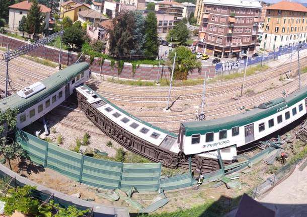 Treno deragliato Carnate Usmate