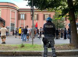 Telos collettivo adespota manifestazione saronno