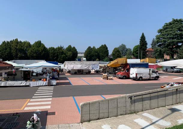 Un mercoledì di agosto tra le vie di Saronno