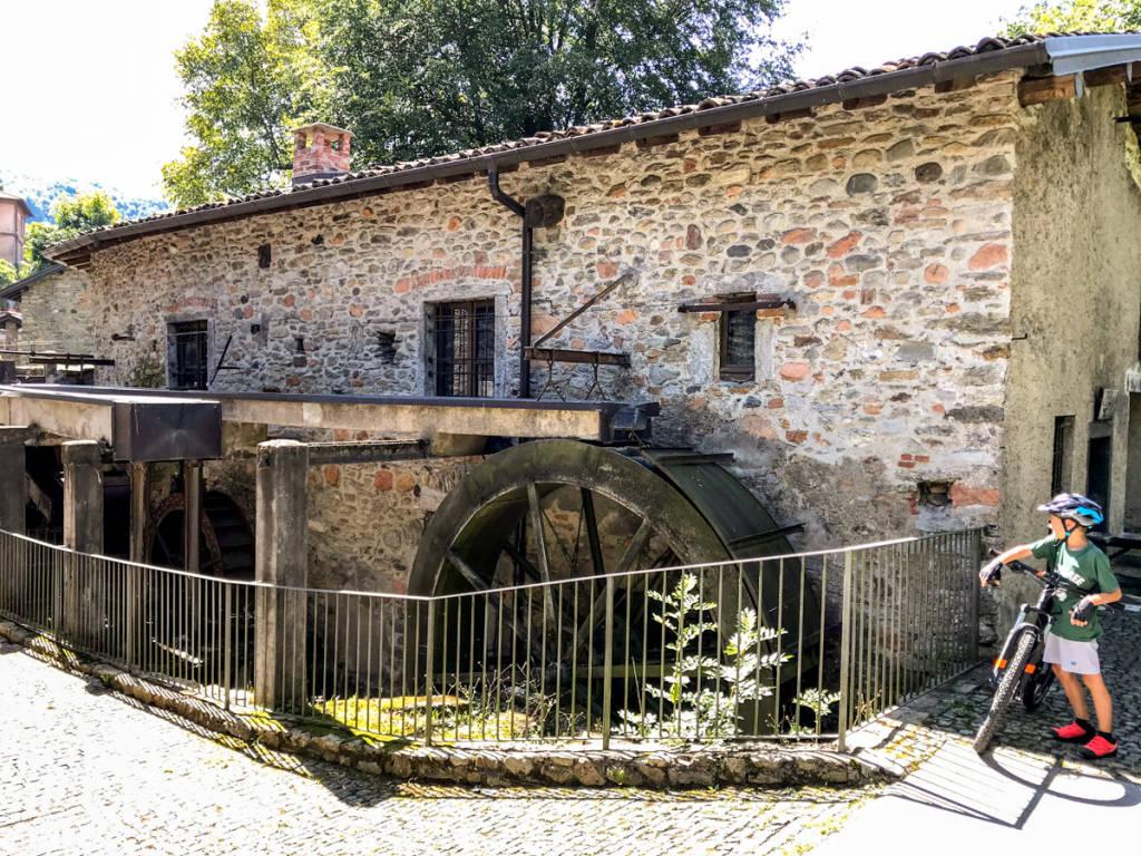 via francisca alessandro moia
