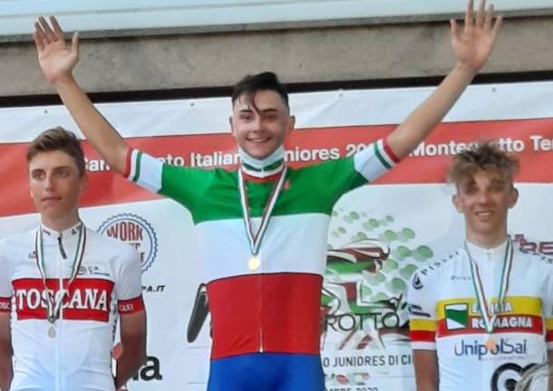 andrea montoli campione italiano juniores di ciclismo su strada