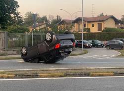 auto ribaltata gallarate 