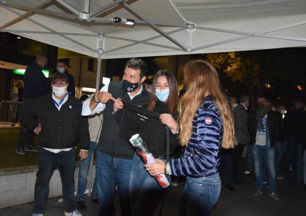 Ballottaggio a Legnano, Salvini in piazza San Magno per Carolina Toia