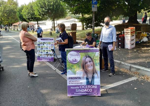 Banchetti e gazebi al mercato di Saronno nell’ultima settimana di campagna elettorale