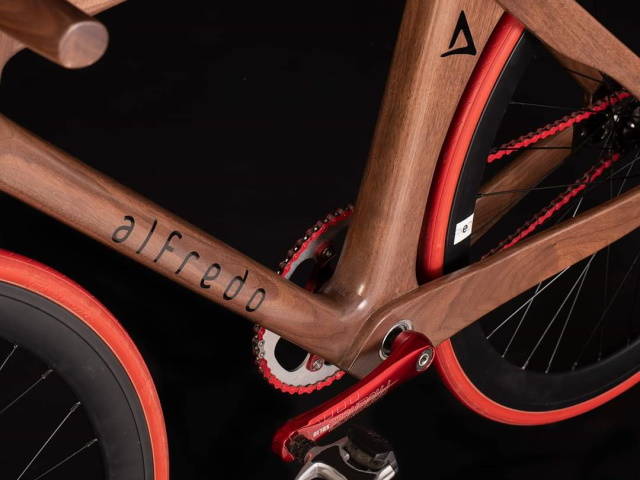 Il progetto \"Alfredo Wooden Bicycles\"