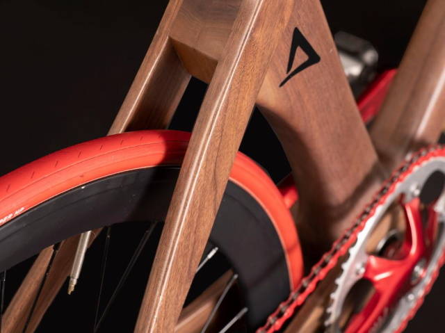 Il progetto \"Alfredo Wooden Bicycles\"
