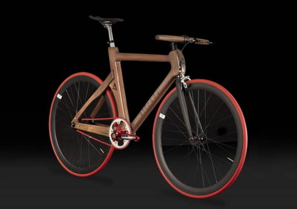 Il progetto \"Alfredo Wooden Bicycles\"