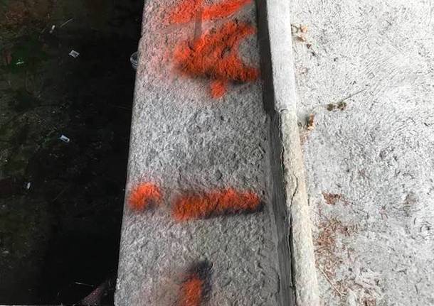 Vandali in azione a Dumenza