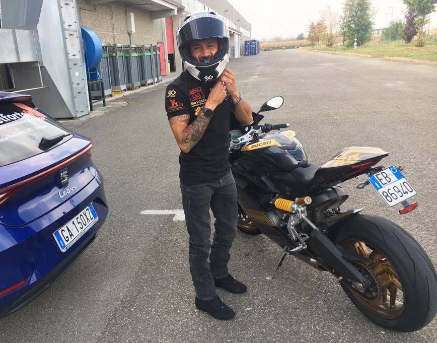 Pirozzi Tour: il grande \"ducatista\" visita il Varesotto