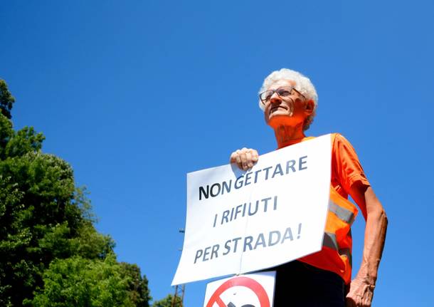 Strade pulite, la battaglia contro i rifiuti continua