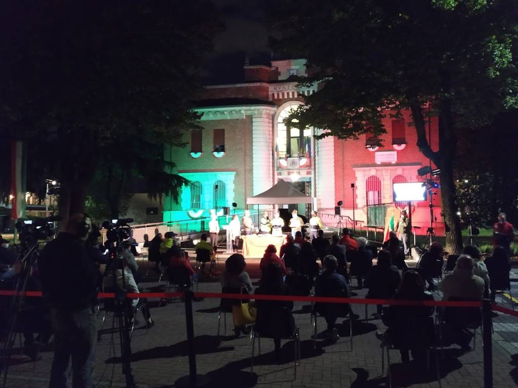 Caronno, la consegna delle benemerenze civiche 2020