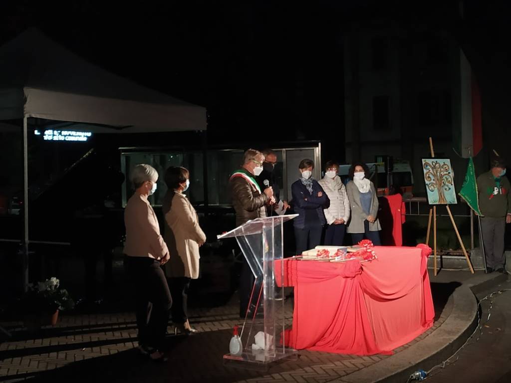 Caronno, la consegna delle benemerenze civiche 2020