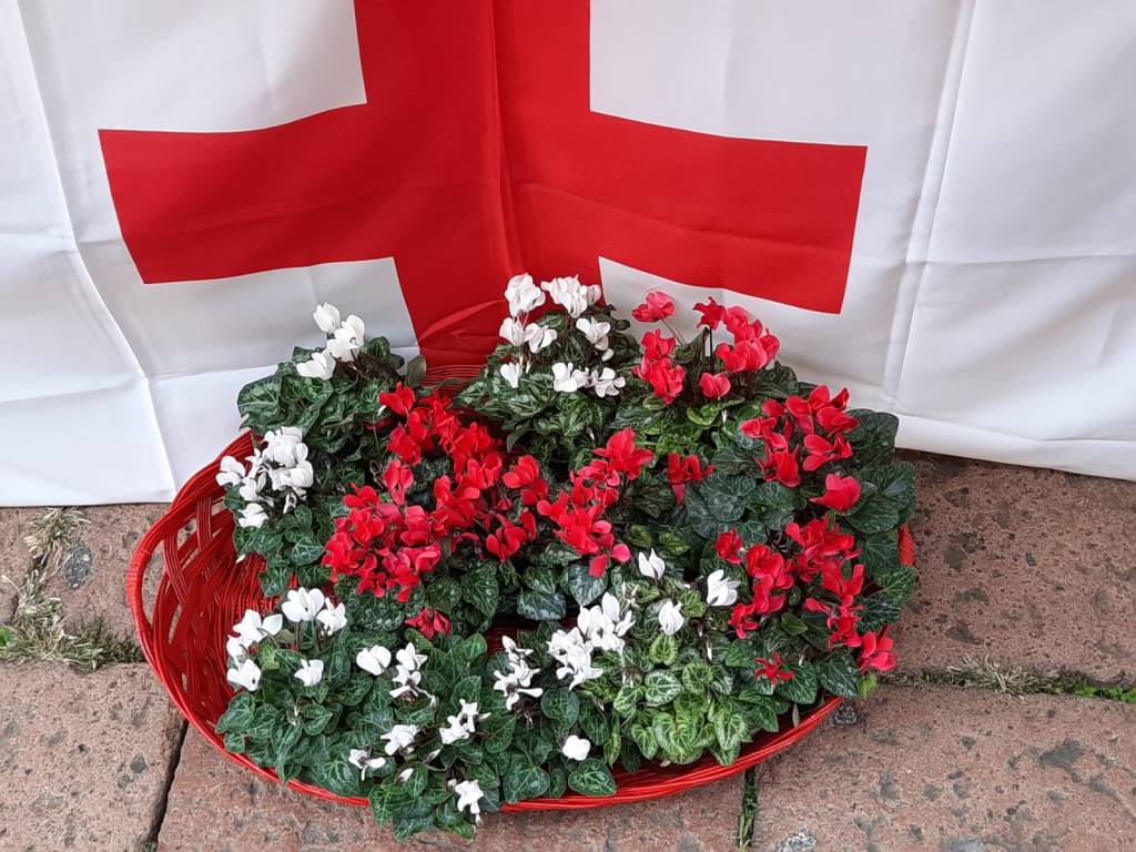 Croce Rossa in piazza per il mercatino d'autunno