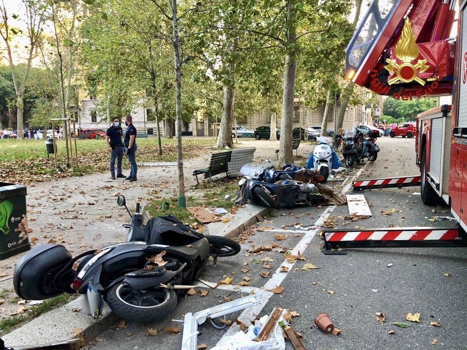 Esplosione in un appartamento a Milano