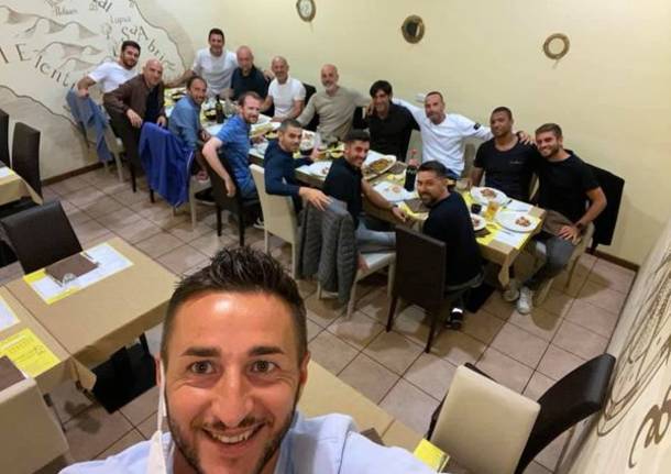 Lo staff del Milan a La Paranza