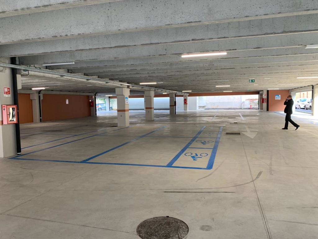 inaugurazione parcheggio multipiano busto arsizio 