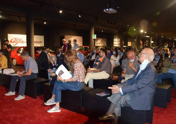 Incontro tra candidati al Museo Fratelli Cozzi