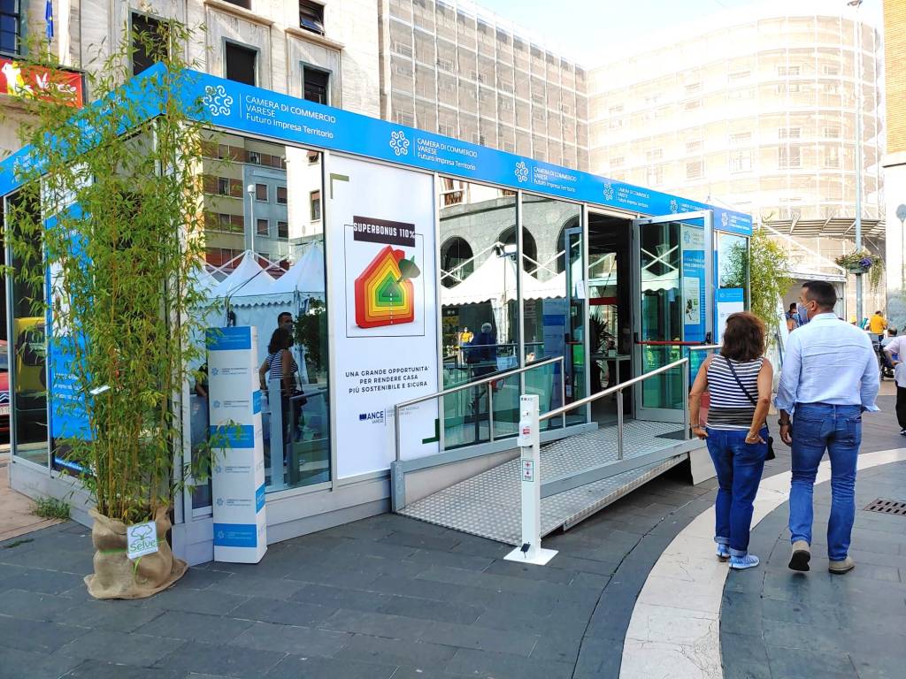 La Fiera di Varese in piazza monte Grappa