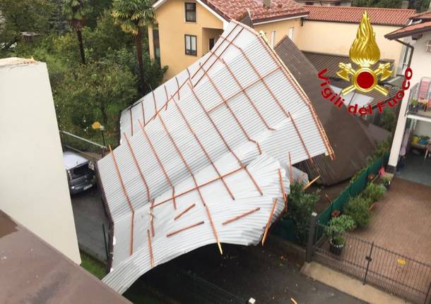 Il vento scoperchia due scuole a Venegono Inferiore e Castelseprio