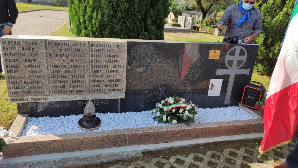 Monumeto ai Caduti di Russia, inaugurato il restauro al cimitero di Saronno
