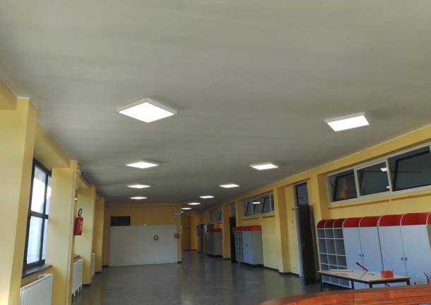 La nuova illuminazione della scuola primaria di Ternate