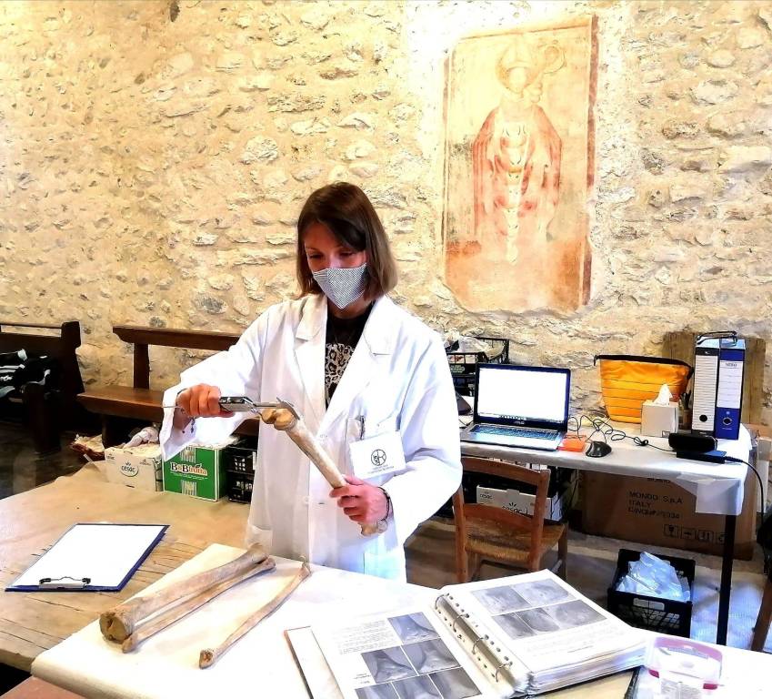 Osteoarcheologi e paleopatologi dell'UNiversità dell'Insubria