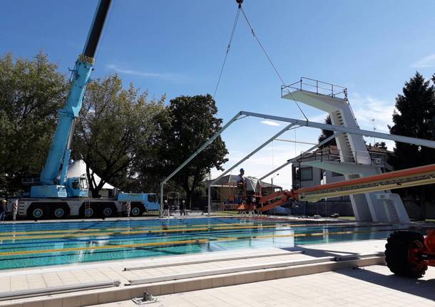 Piscina di Legnano, al via i lavori per la copertura della vasca esterna