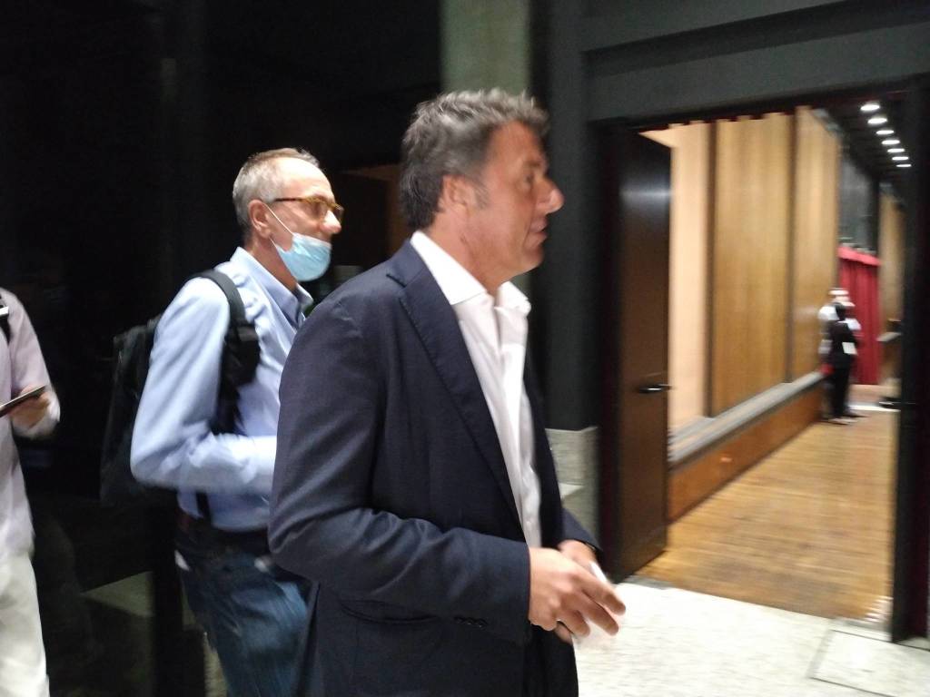 Renzi a Saronno: "Gilli candidatura importante. Mi piace l'idea di restituire alla città la sua anima"