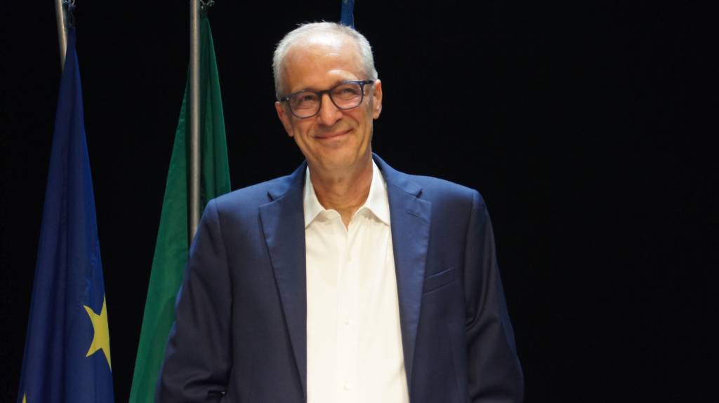 Saronno, il confronto fra i candidati sindaci scalda la serata al Teatro Giuditta Pasta