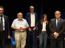 Saronno, il confronto fra i candidati sindaci scalda la serata al Teatro Giuditta Pasta