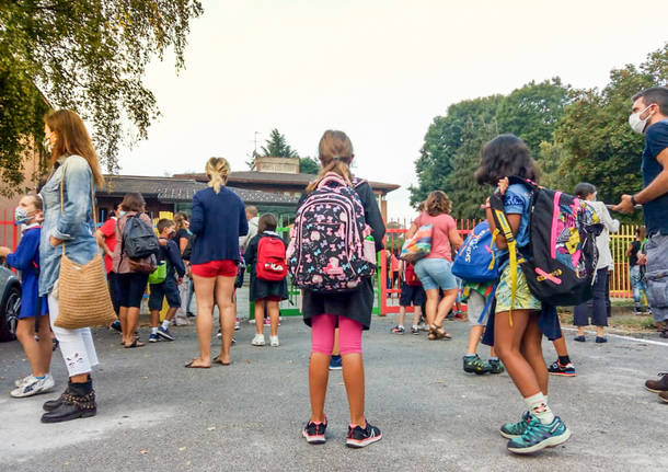 Bentornati In Classe Stazioni Bus Aule La Ripartenza Della Scuola In Diretta