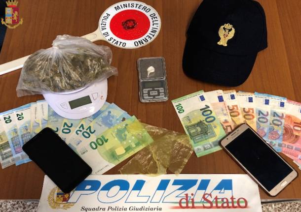 sequestro droga soldi spaccio luino polizia settembre 2020