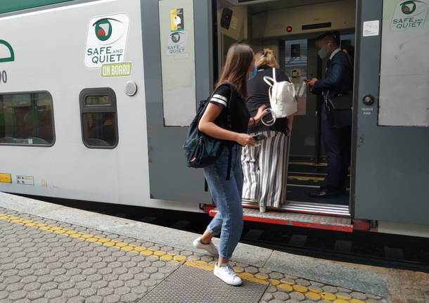 stazione saronno treno scuola