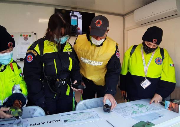 Cartografia e orientamento, "allenamento sul campo" per la Protezione Civile di Canegrate  