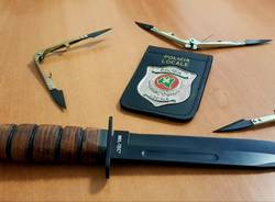 coltello hashish sequestro polizia locale busto arsizio