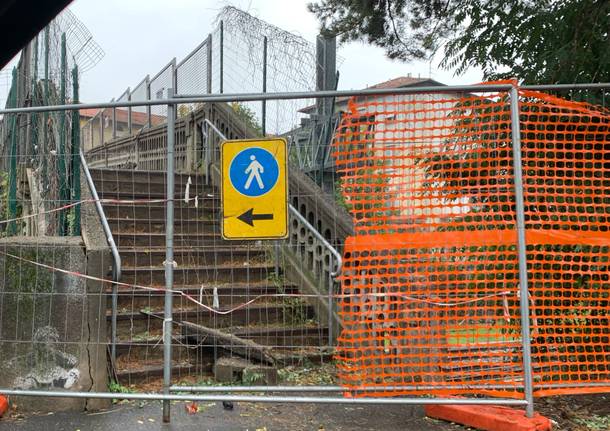 Cominciano i lavori al ponte pedonale di via Magenta