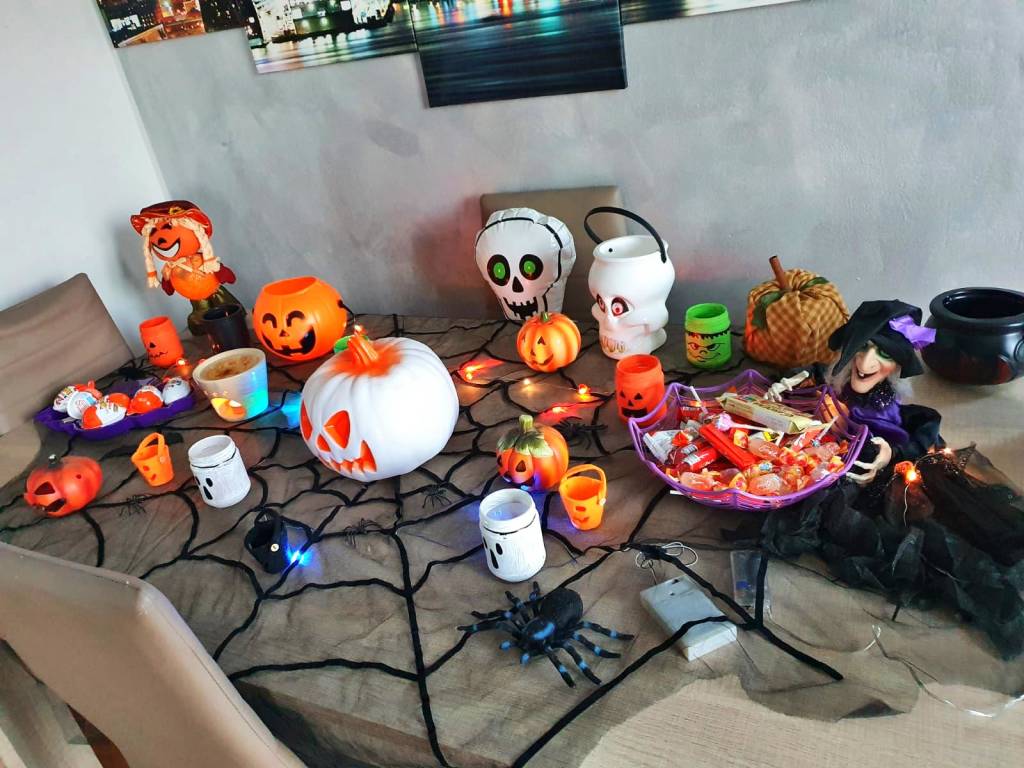 Ely è già pronta per Halloween