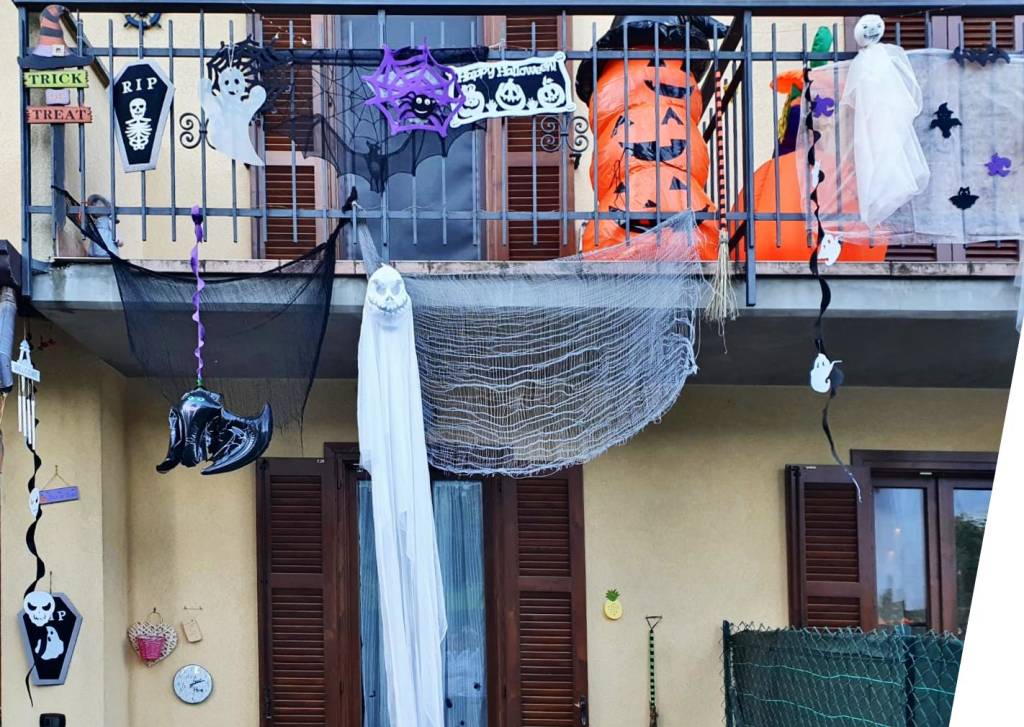 Ely è già pronta per Halloween