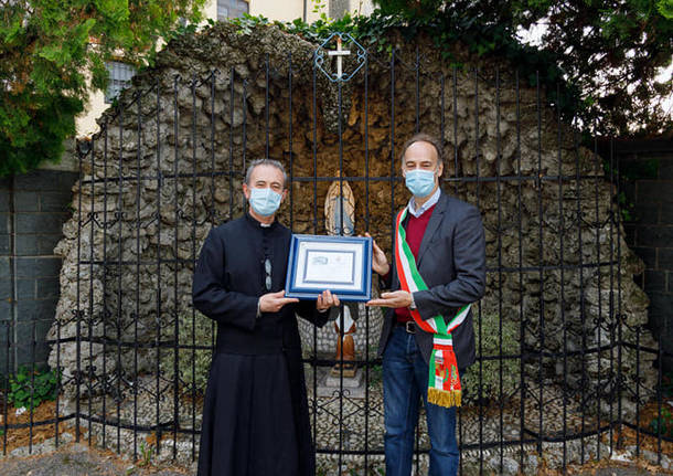 Gerenzano celebra la festa della Madonna del Rosario e saluta don Franco