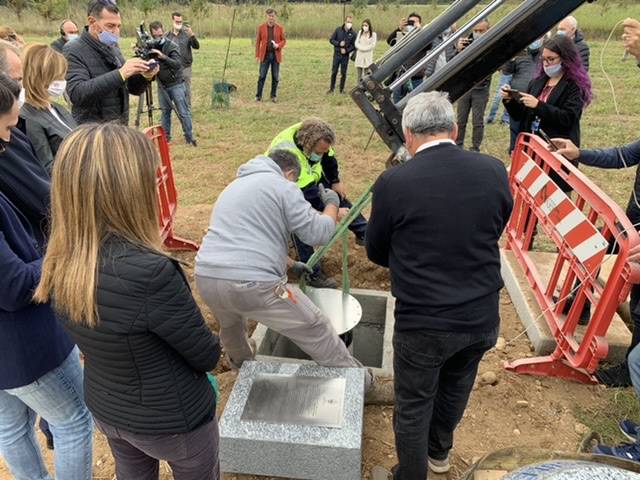 Interramento capsula del tempo busto arsizio