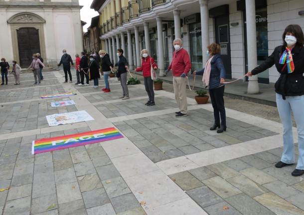 La catena per la Pace a Canegrate