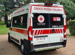 La Croce Azzurra consegna una nuova ambulanza alla Croce Rossa