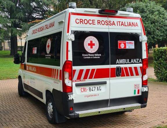 La Croce Azzurra consegna una nuova ambulanza alla Croce Rossa